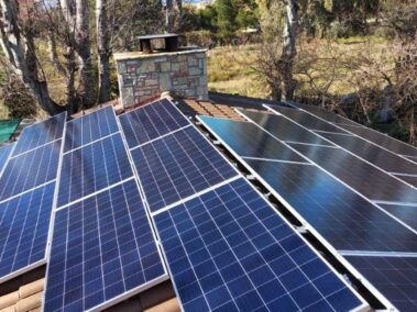 Εγκατάσταση επαγγελματικού Φωτοβολταϊκού συστήματος 44,8 Kwp στην Πάτρα