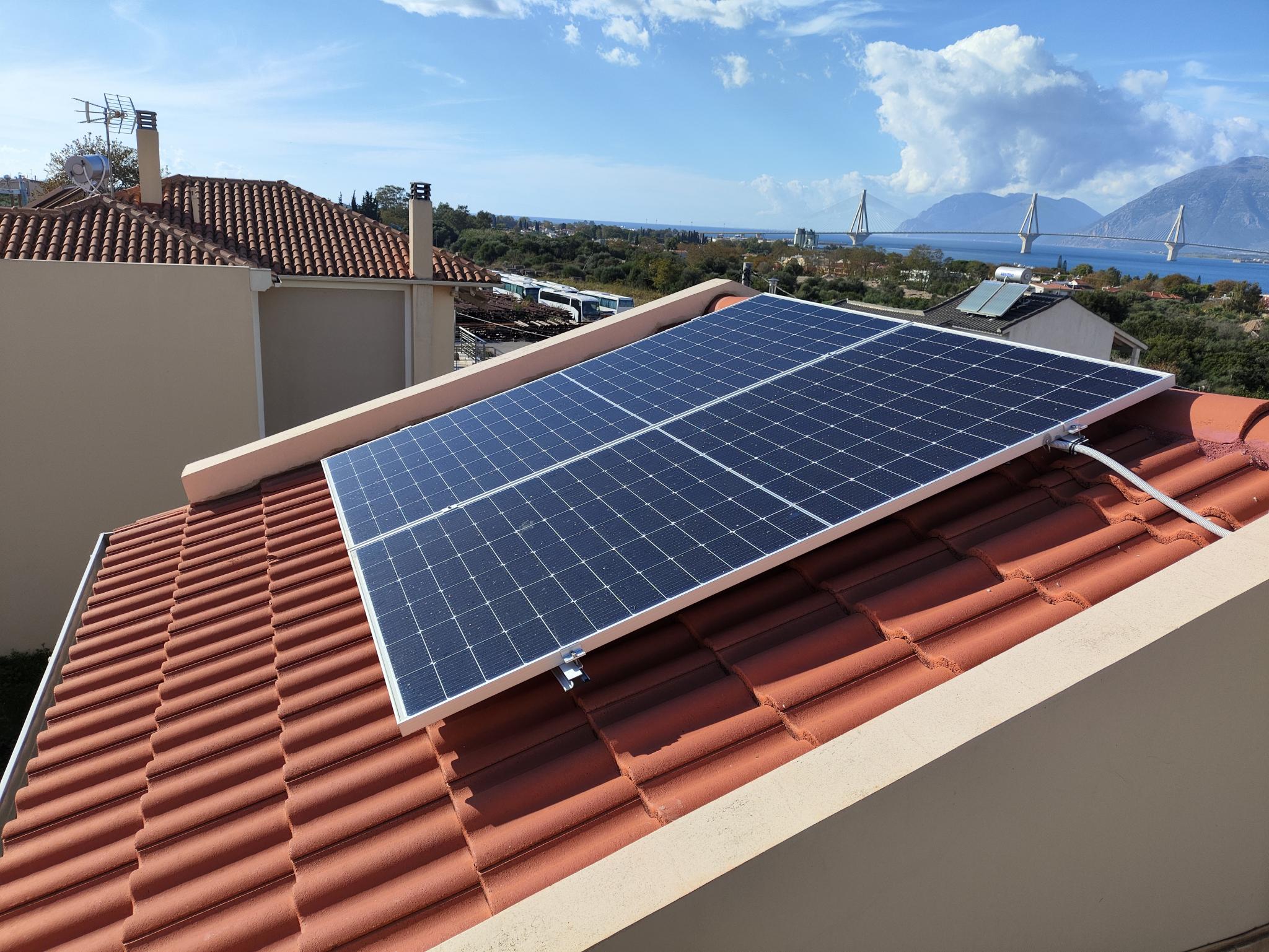 Φωτοβολταϊκό σε στέγη